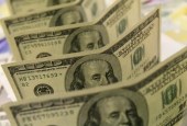 美元光芒将渐消，未来一年或贬值7%